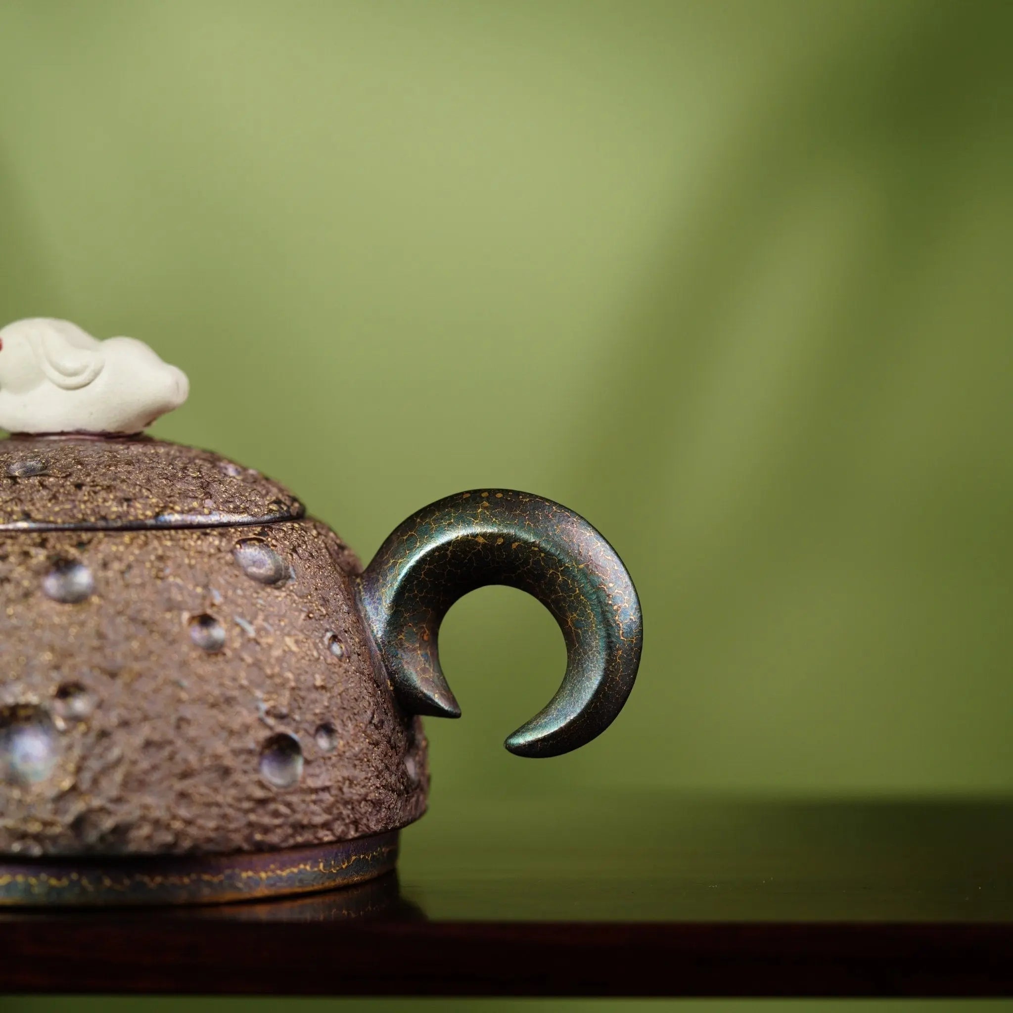 Ben Yue 200cc - Yixing Handmade Teapot 江苏宜兴