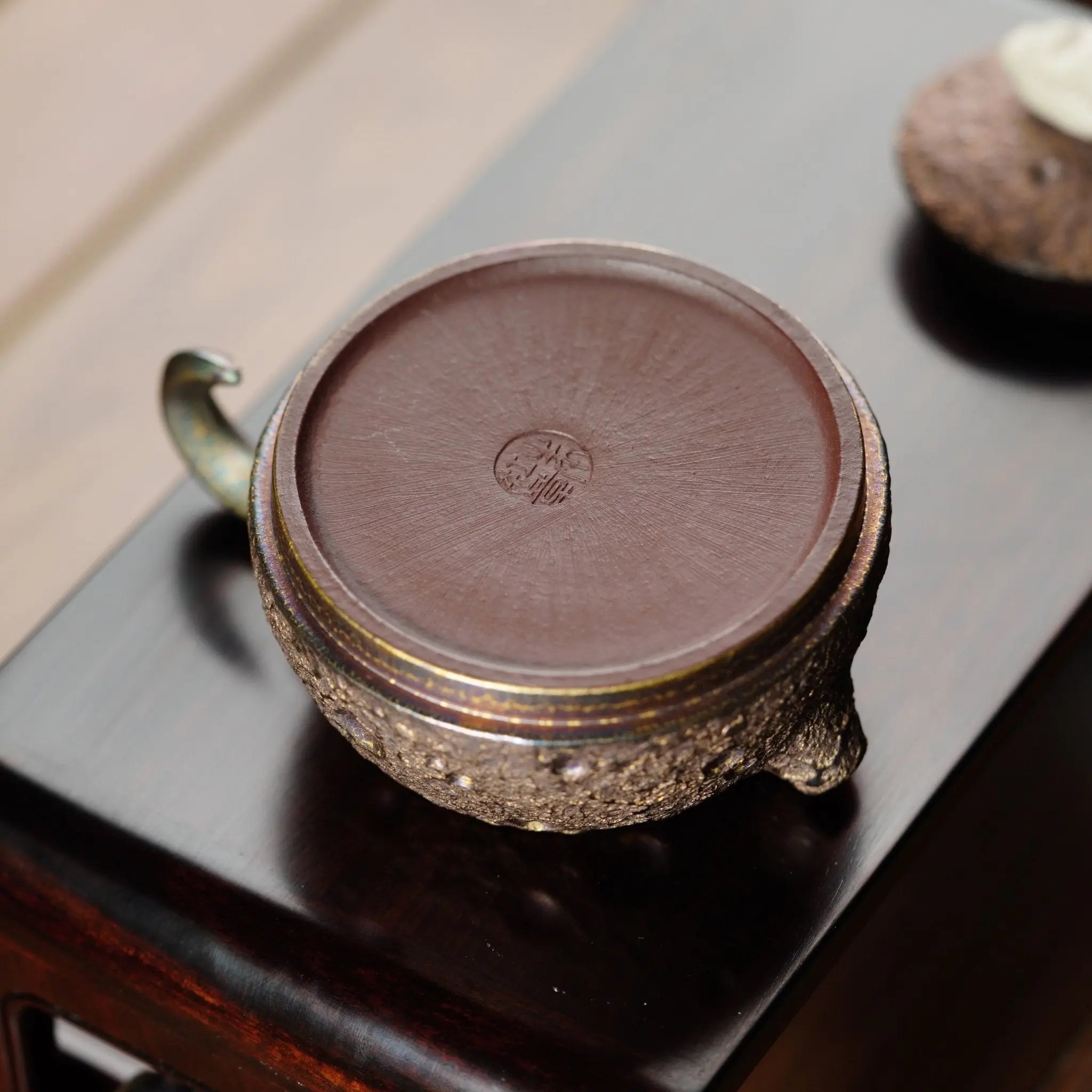 Ben Yue 200cc - Yixing Handmade Teapot 江苏宜兴