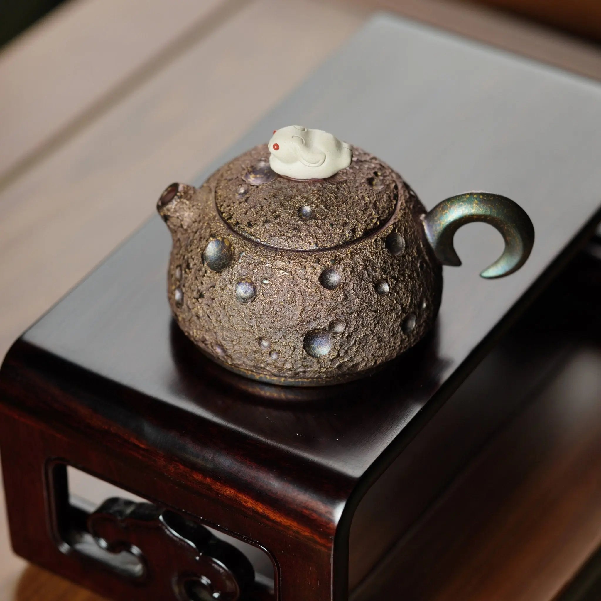 Ben Yue 200cc - Yixing Handmade Teapot 江苏宜兴