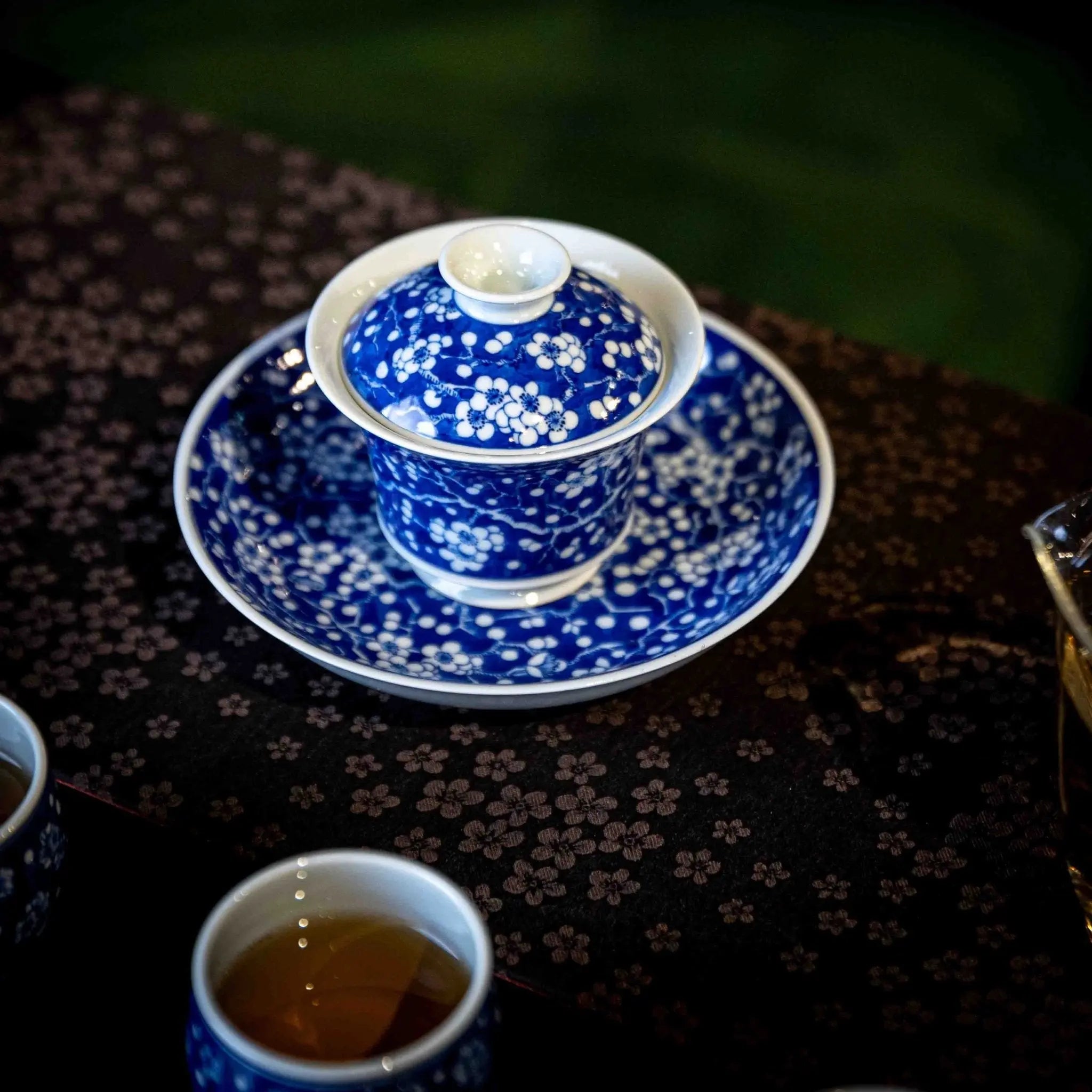 Bing Mei 150cc - Jing De Zhen Porcelain Gaiwan zycschina