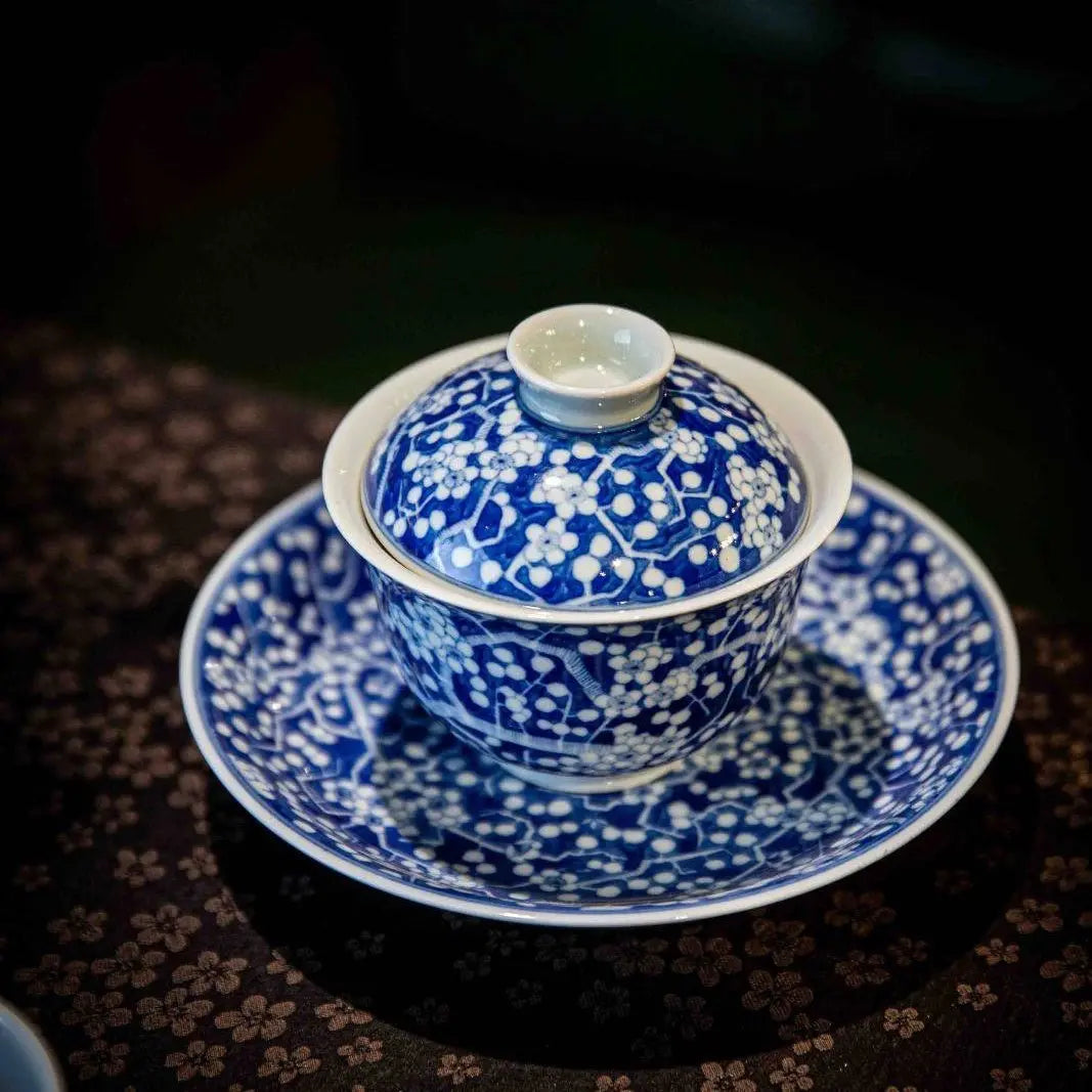 Bing Mei 160cc - Jing De Zhen Porcelain Gaiwan zycschina