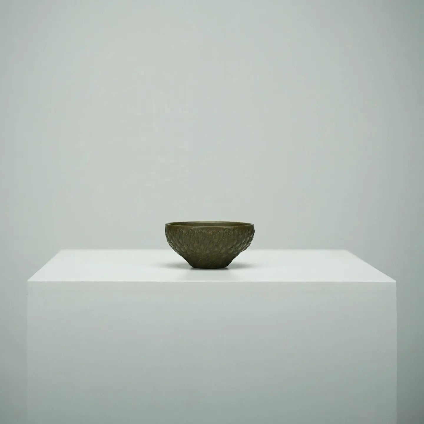 Bo Re Nian Hua Bei - Yixing Handmade Teacup 江苏宜兴