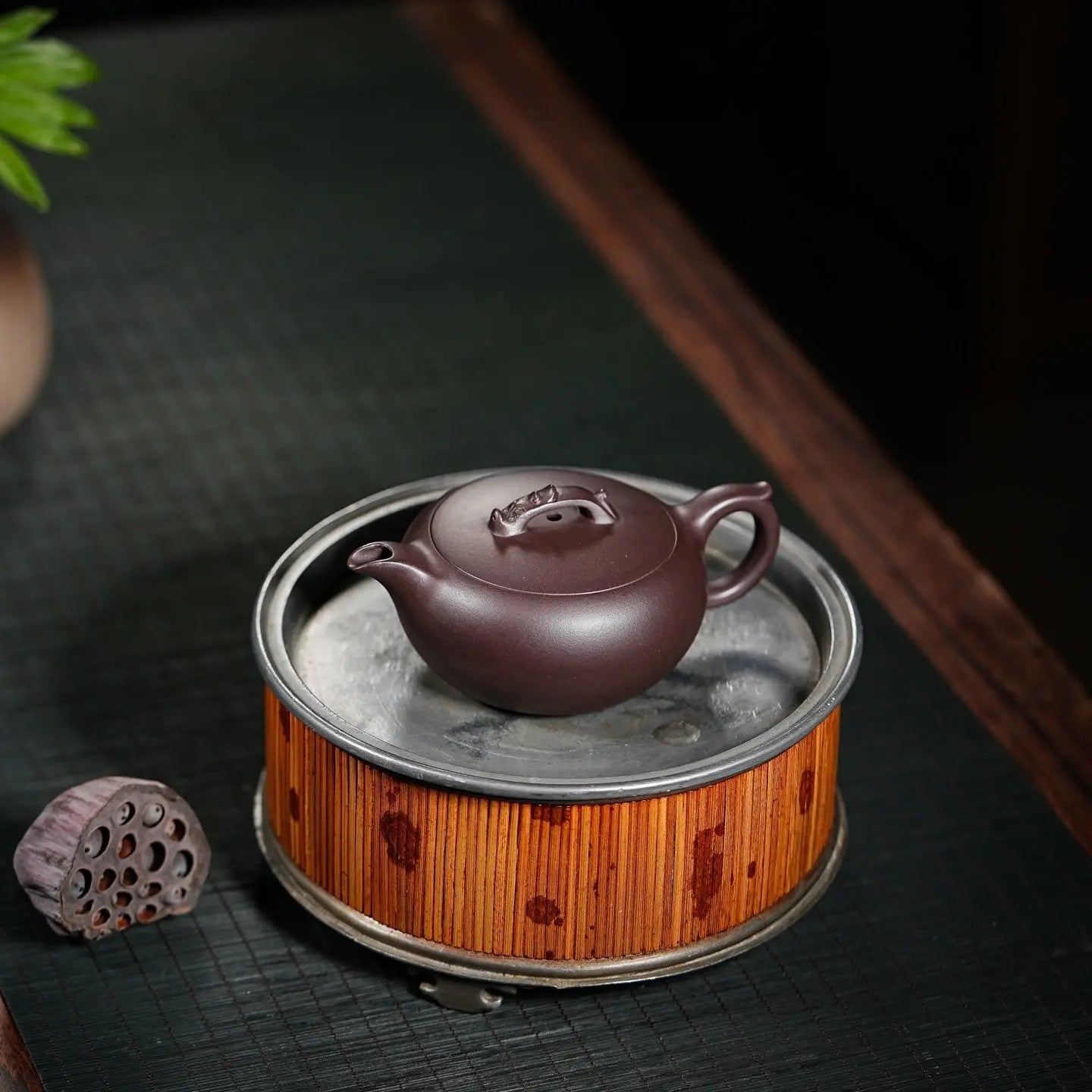 Cang Long 145cc - Yixing Handmade Teapot 江苏宜兴
