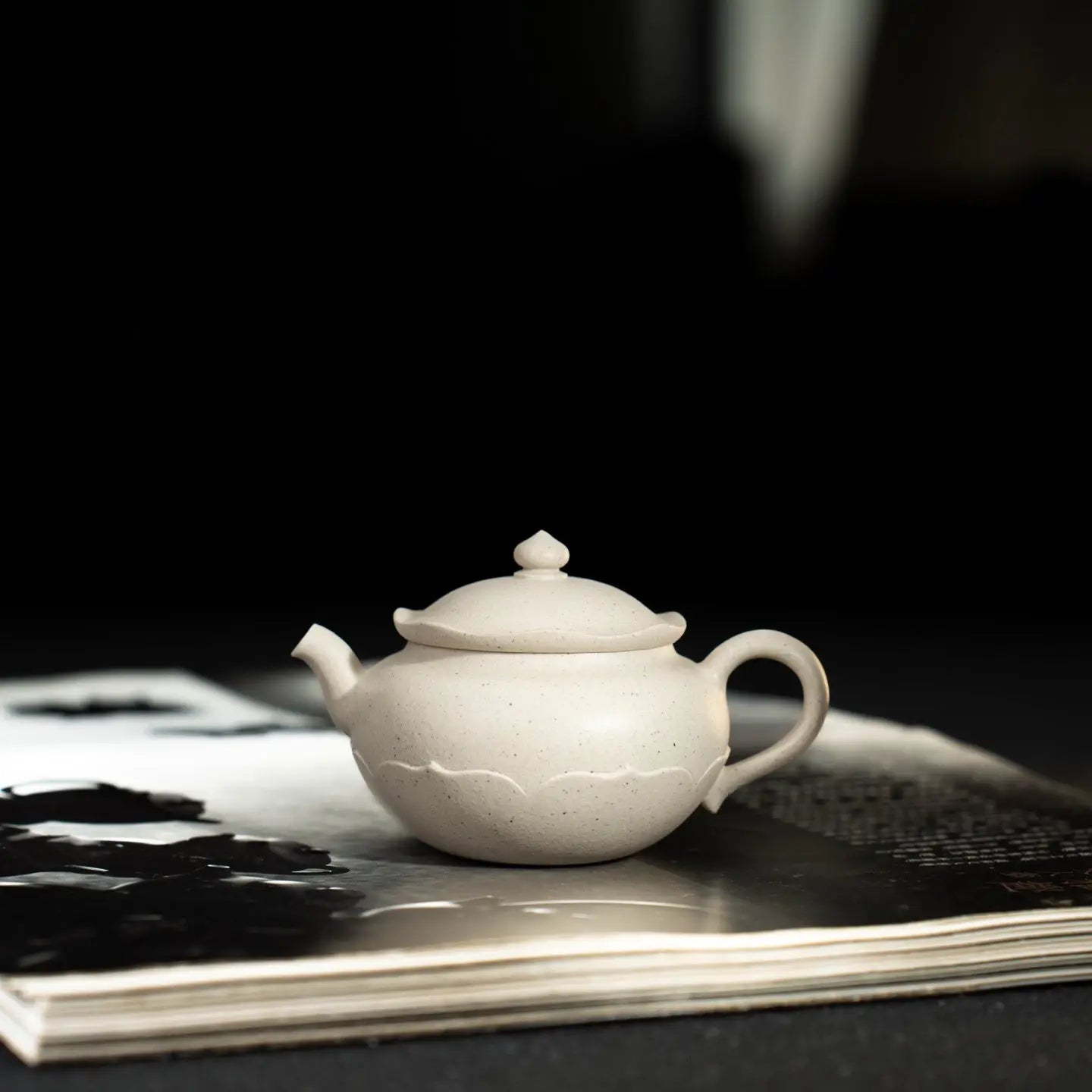 Chan Xin 150cc - Yixing Handmade Teapot 江苏宜兴