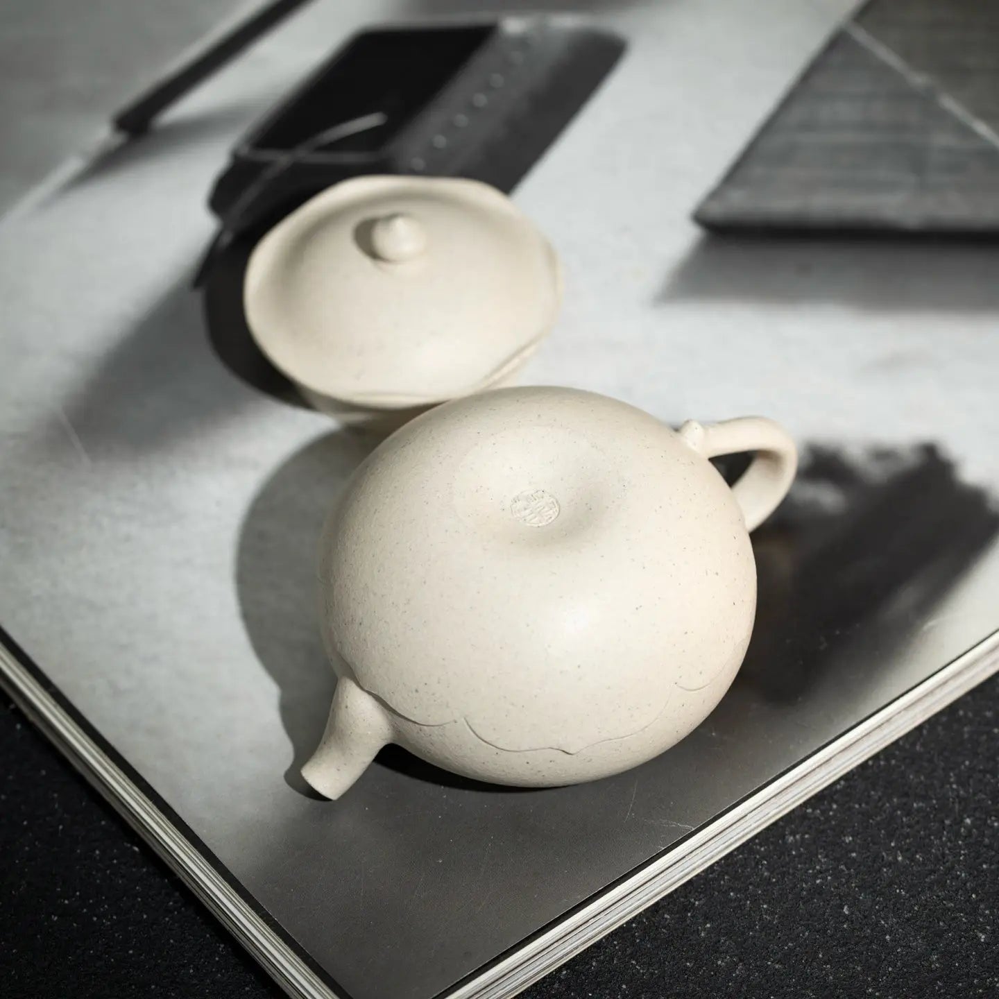 Chan Xin 150cc - Yixing Handmade Teapot 江苏宜兴