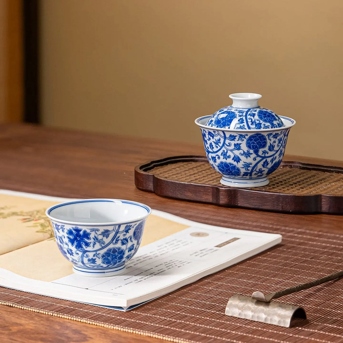 Chan Zhi Mu Dan 150cc - Jing De Zhen Porcelain Gaiwan zycschina