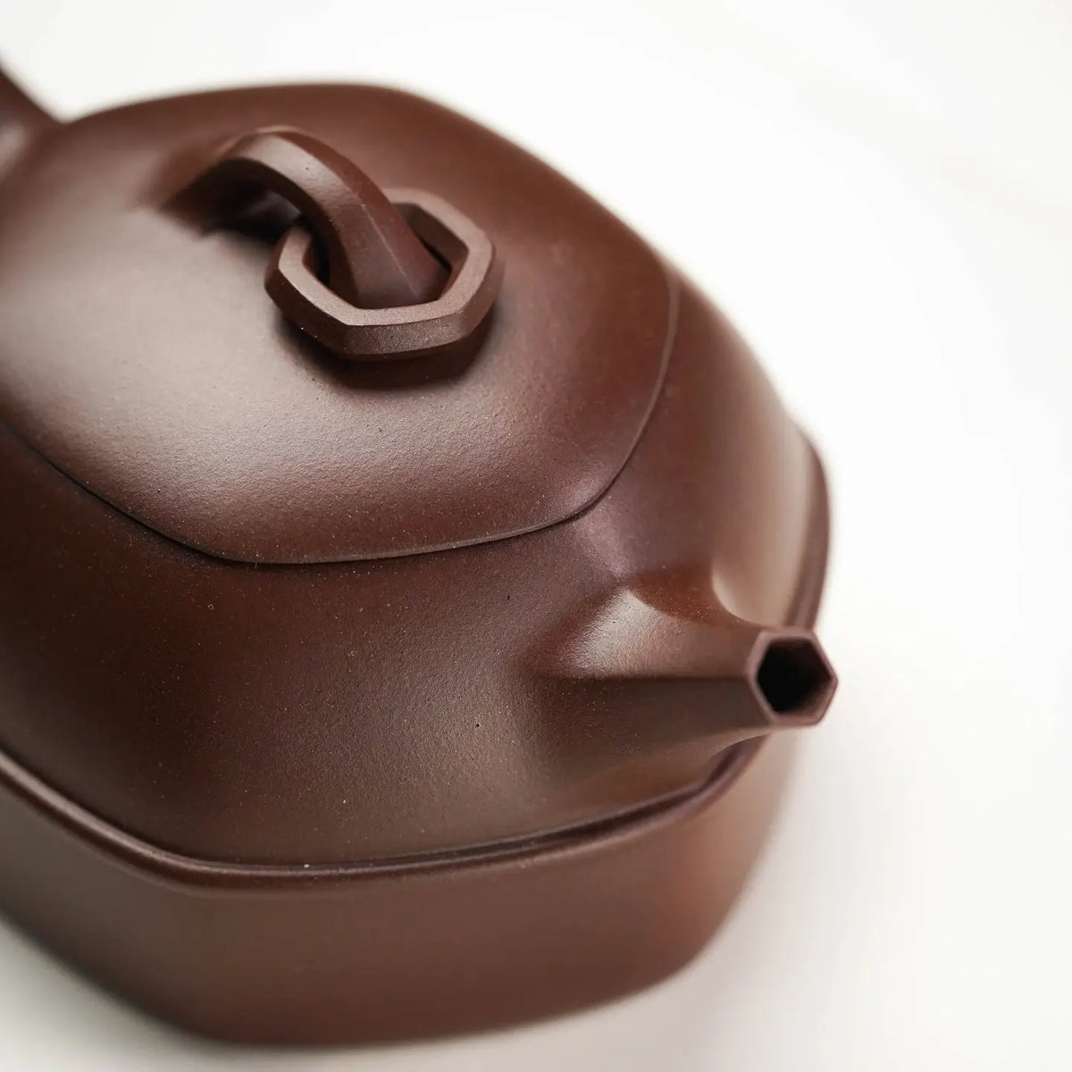 Chen Zhong 180cc - Yixing Handmade Teapot 江苏宜兴