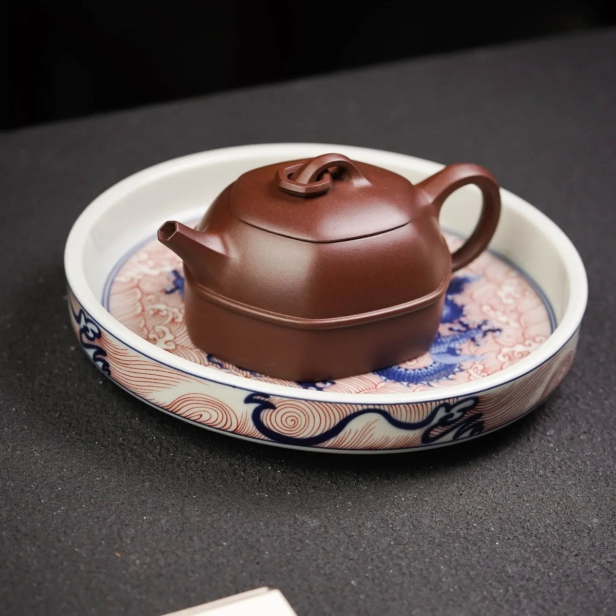 Chen Zhong 180cc - Yixing Handmade Teapot 江苏宜兴