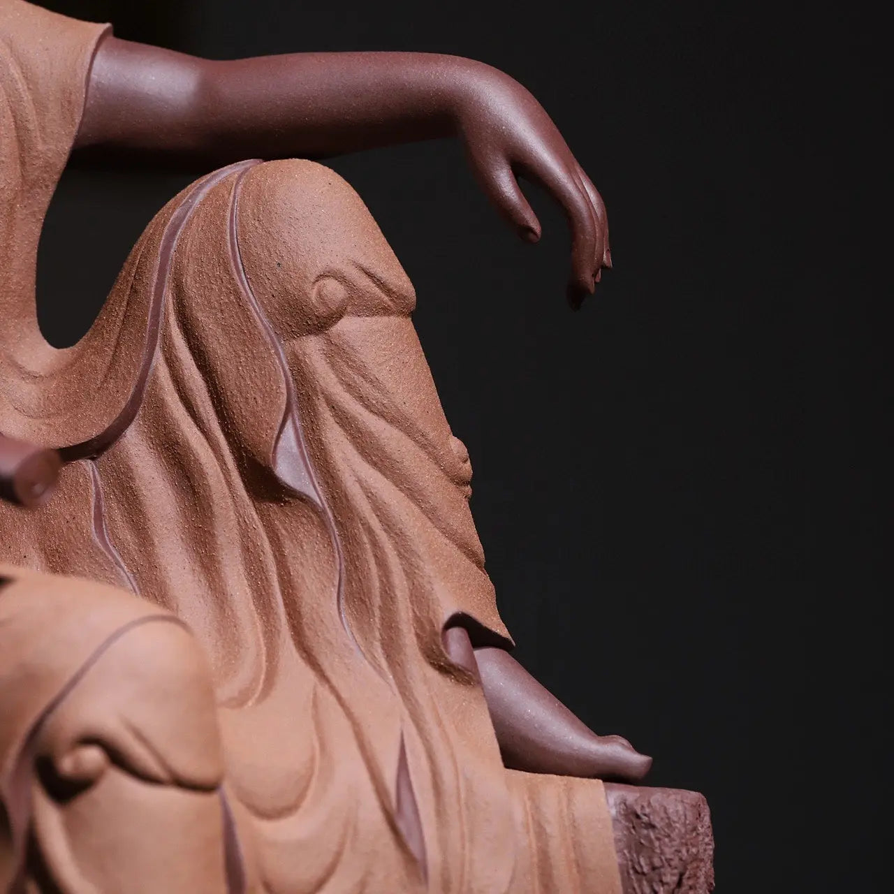 Chi Jing Zi Zai - Zisha Sculpture 江苏宜兴
