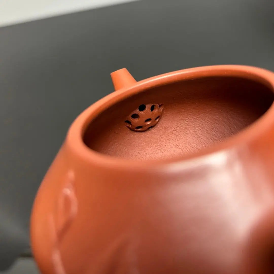 Chun Hua Shui Ping 150cc - Yixing Handmade Teapot 江苏宜兴