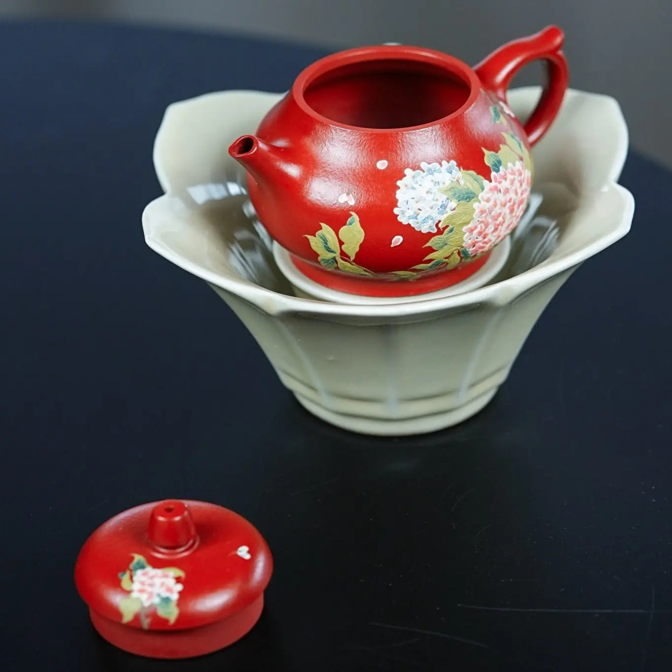 Chun Nuan Hua Kai 140cc - Yixing Handmade Teapot 江苏宜兴
