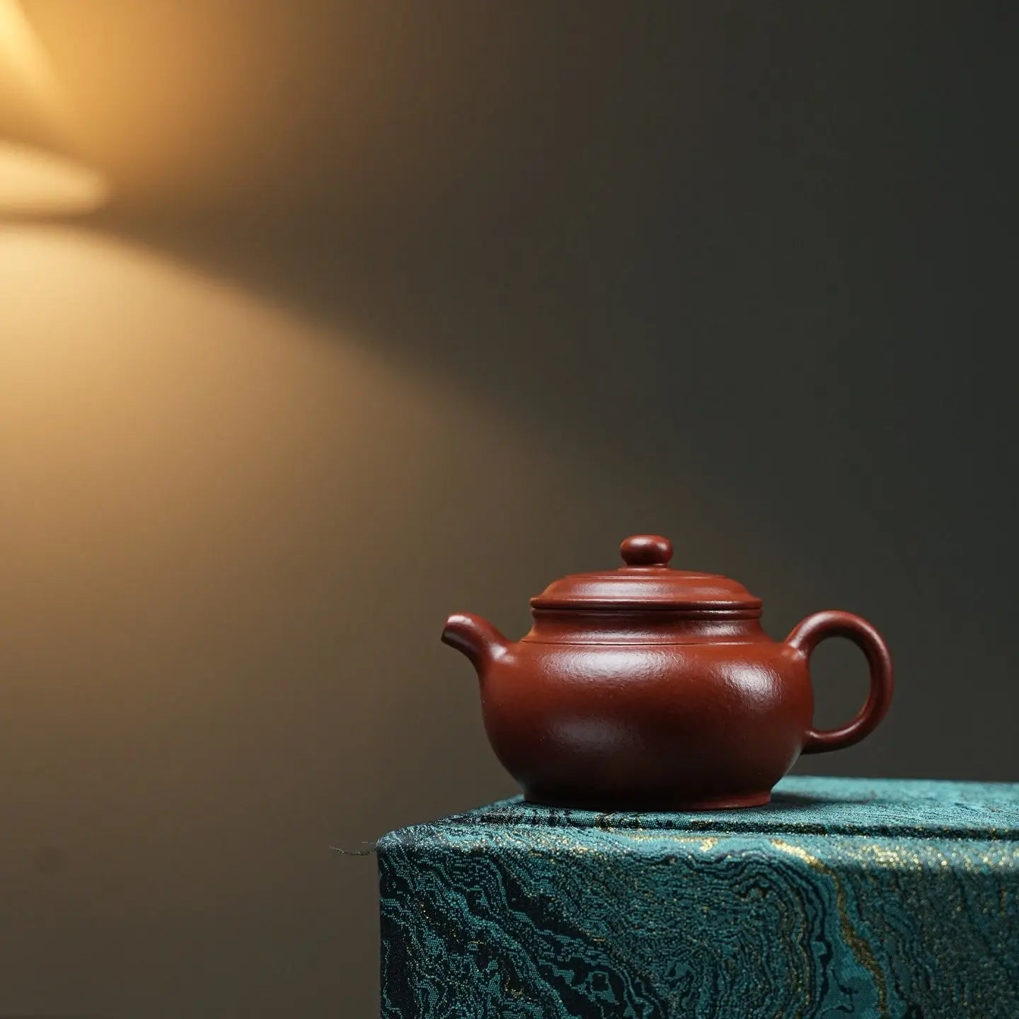 Chun Yuan 200cc - Yixing Handmade Teapot 江苏宜兴