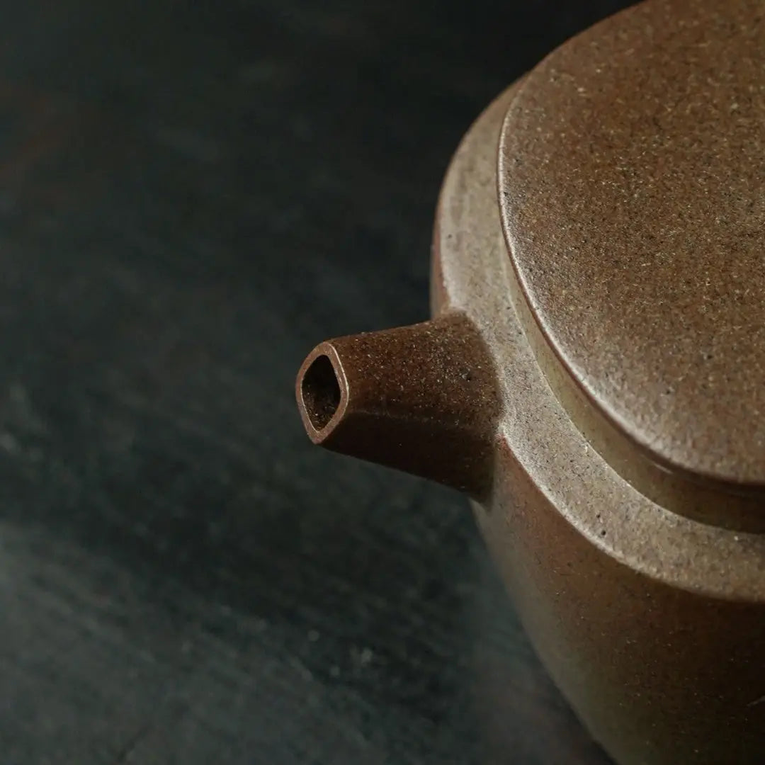 Da Bin Yao Yuan 130cc - Yixing Handmade Teapot 江苏宜兴