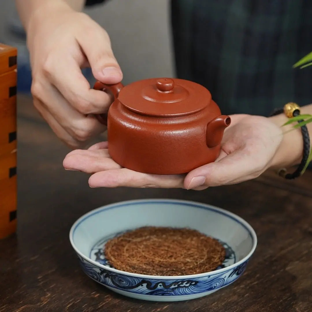 Da Yun De Zhong 200cc - Yixing Handmade Teapot 江苏宜兴