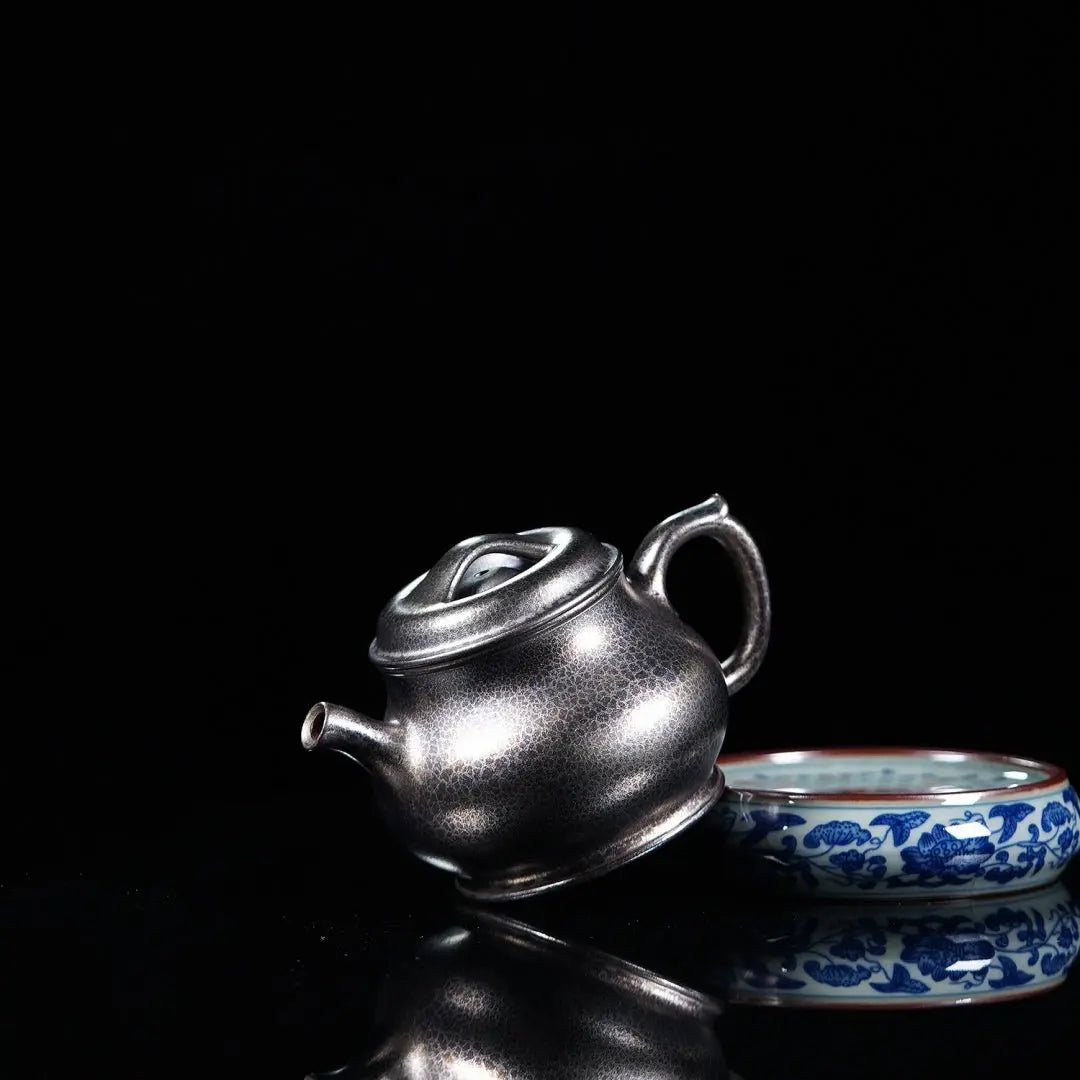 Da Yun Pan Hu 120cc - Yixing Handmade Teapot 江苏宜兴