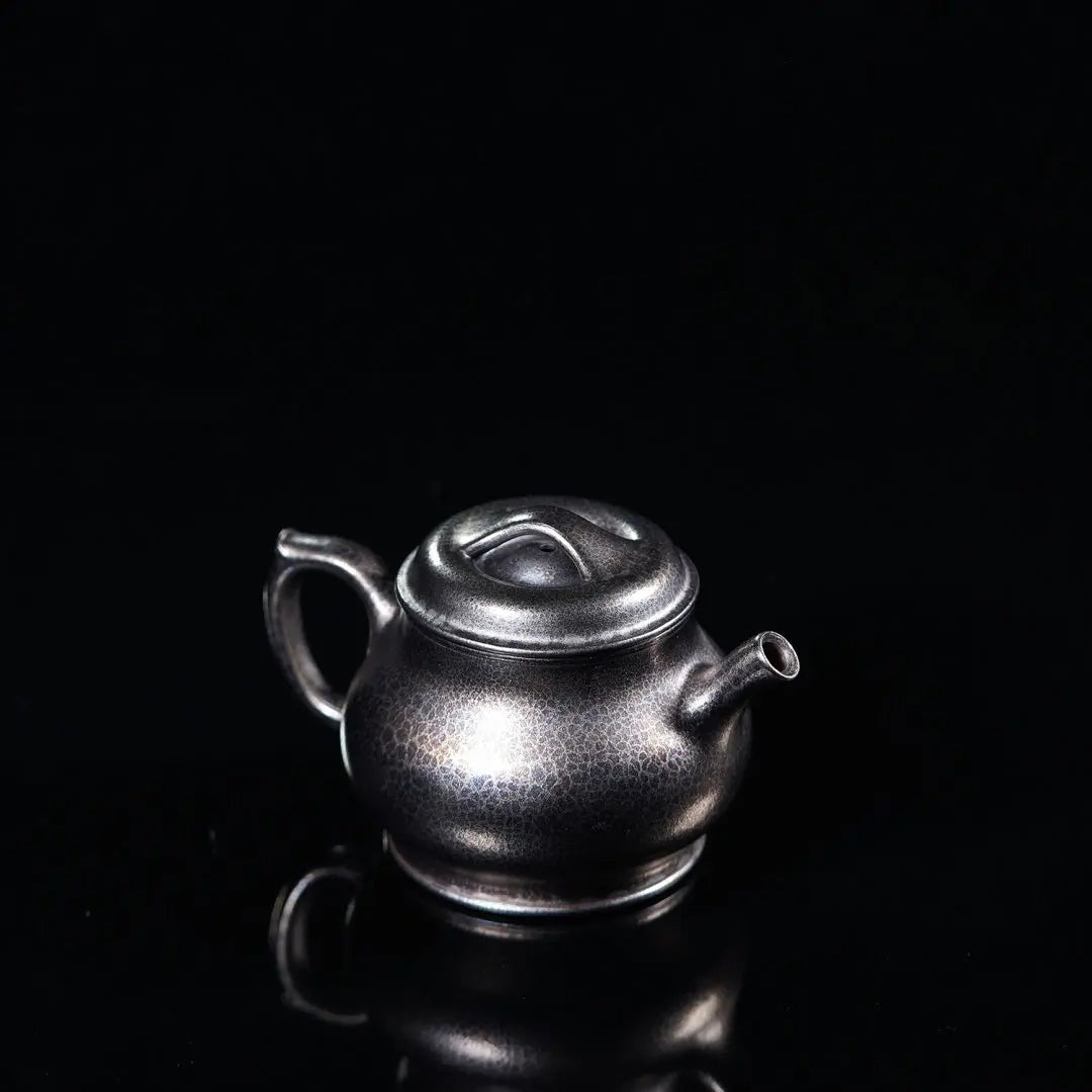 Da Yun Pan Hu 120cc - Yixing Handmade Teapot 江苏宜兴