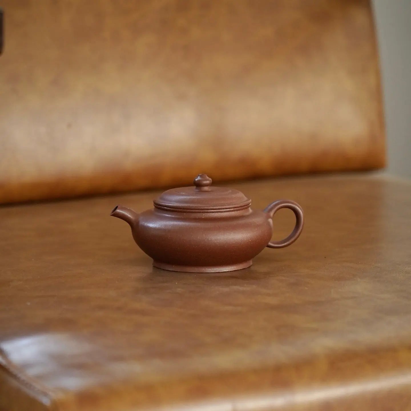 Da Yun Xu Bian 180cc - Yixing Handmade Teapot 江苏宜兴