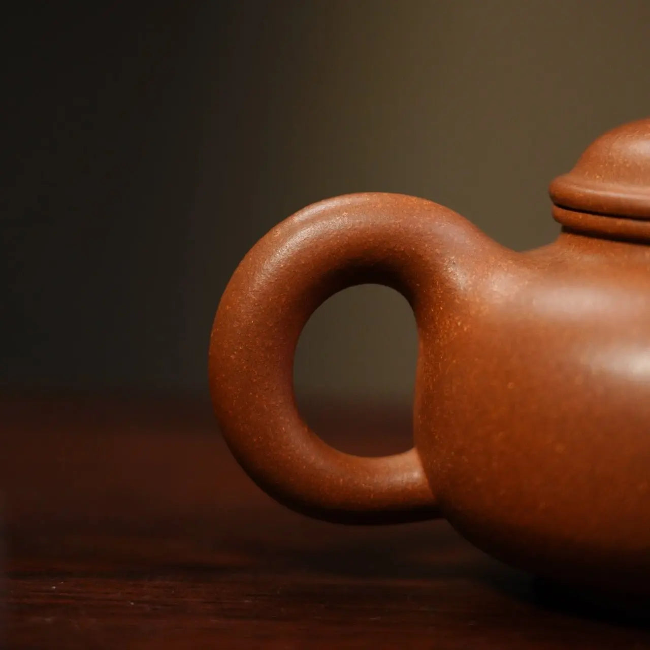 Dao Hong Duo Zhi 210cc - Yixing Handmade Teapot 江苏宜兴