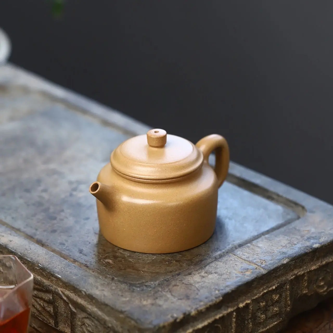 De Zhong 120cc - Yixing Handmade Teapot 江苏宜兴
