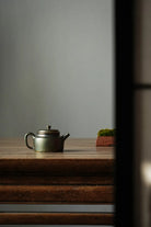 De Zhong 130cc - Yixing Handmade Teapot 江苏宜兴