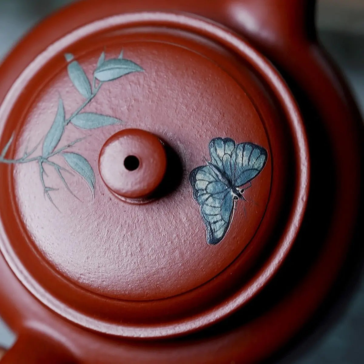 De Zhong 145cc - Yixing Handmade Teapot 江苏宜兴