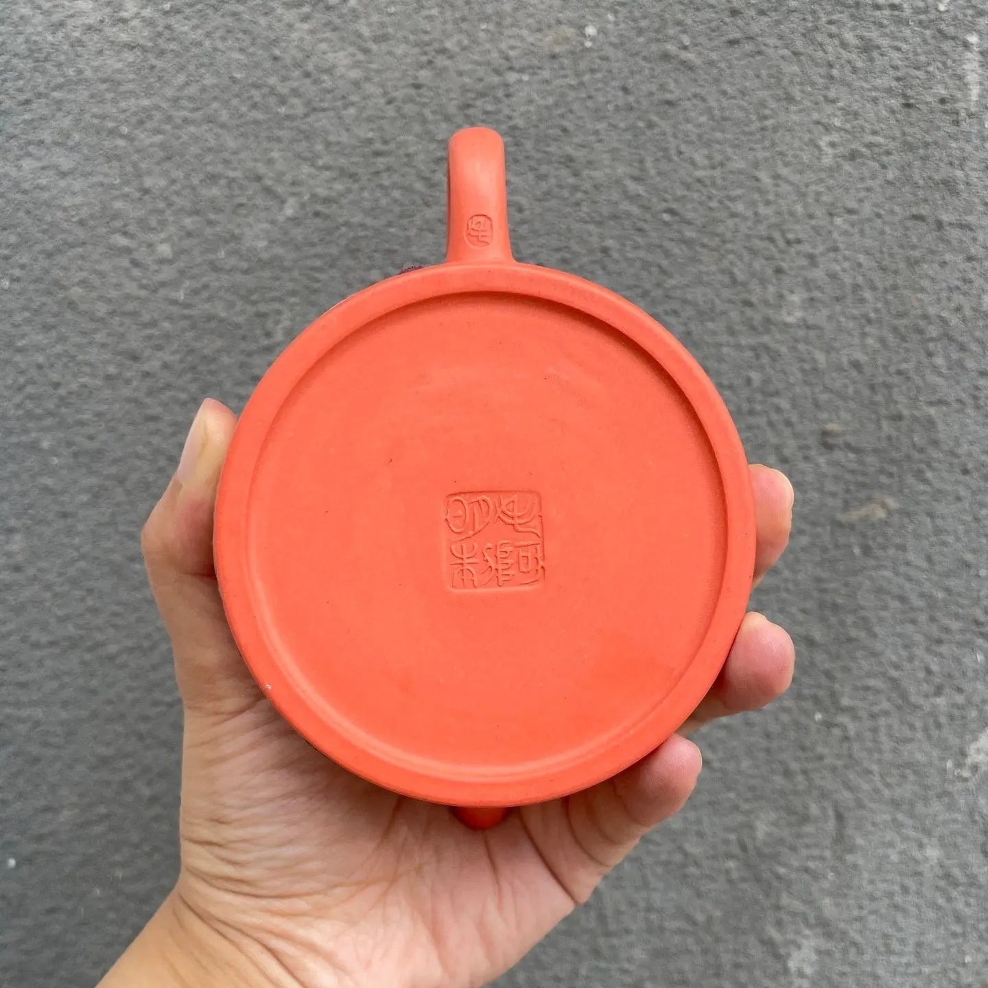 De Zhong 180cc - Yixing Handmade Teapot 江苏宜兴