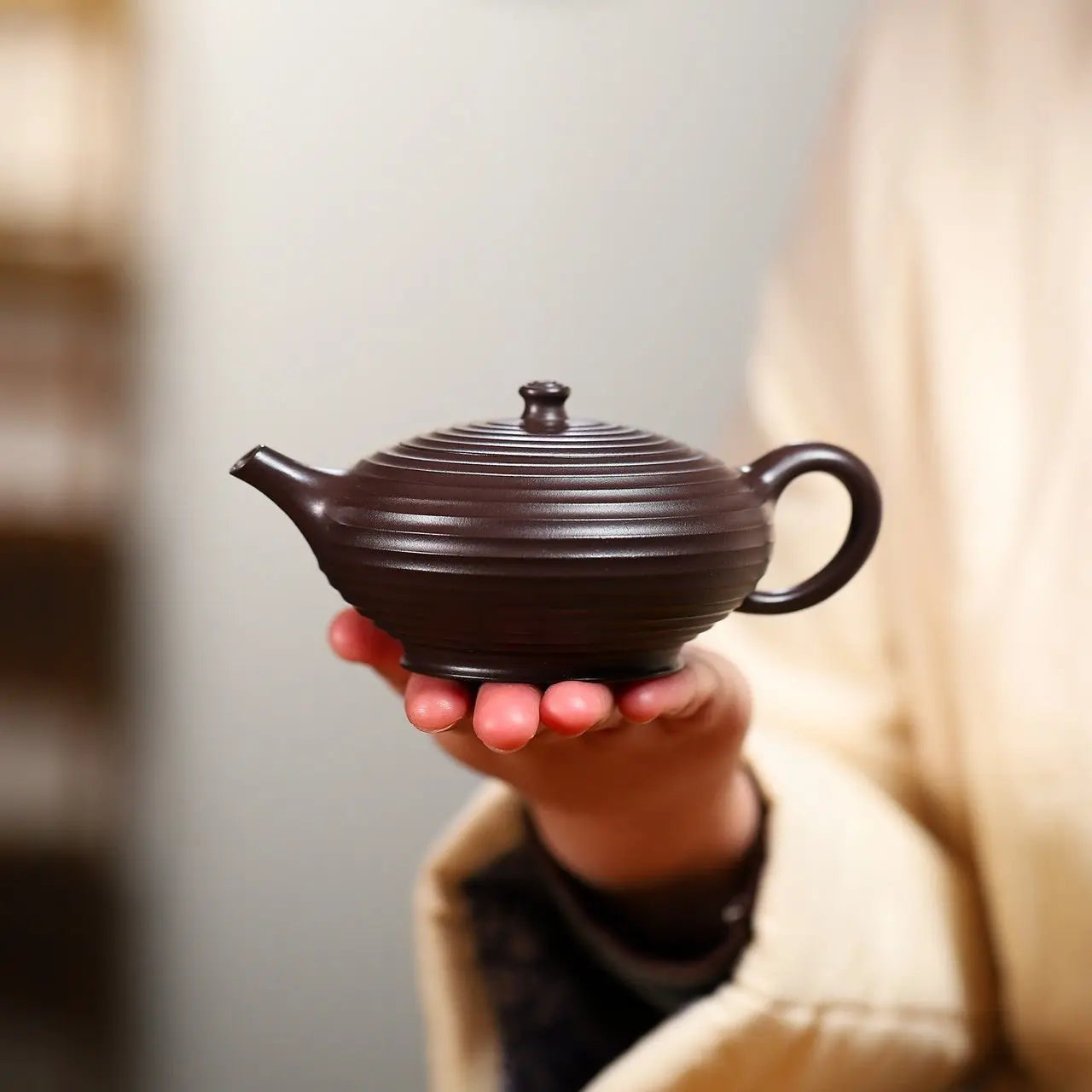 Di Shui Zhi En 200cc - Yixing Handmade Teapot 江苏宜兴