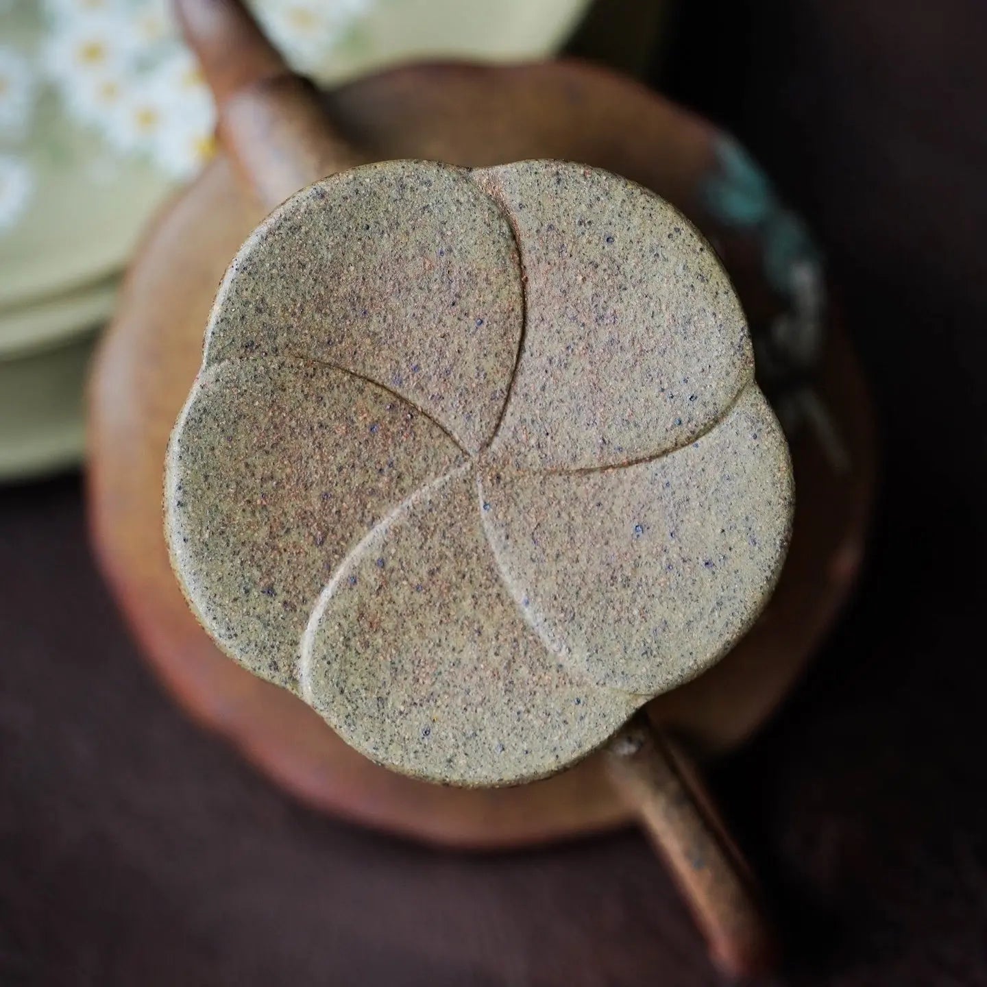 Die Lian Hua 100cc - Yixing Handmade Teapot 江苏宜兴