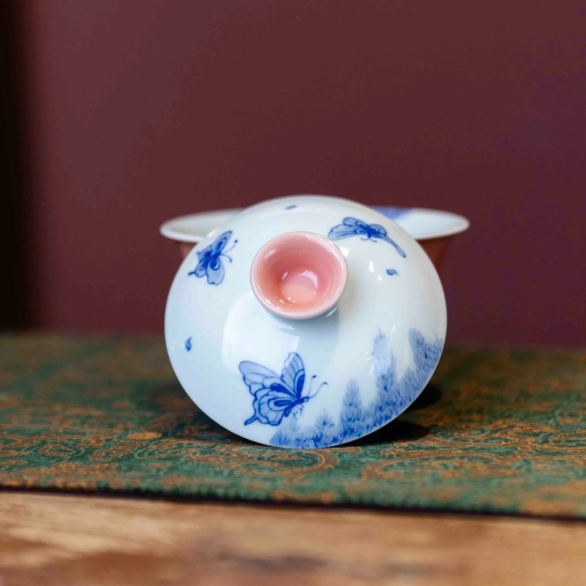 Die Lian Hua 120cc - Jing De Zhen Porcelain Gaiwan zycschina