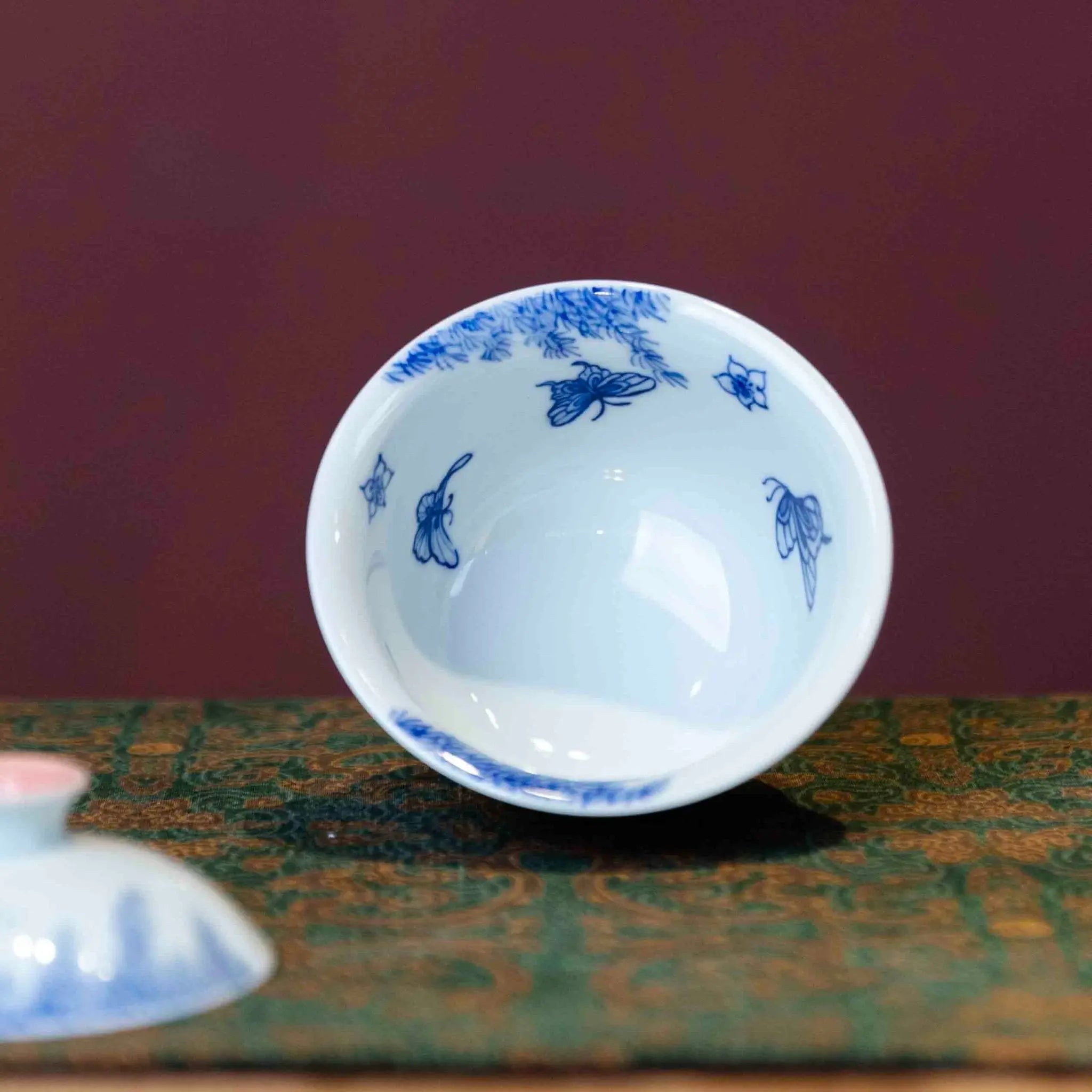 Die Lian Hua 120cc - Jing De Zhen Porcelain Gaiwan zycschina
