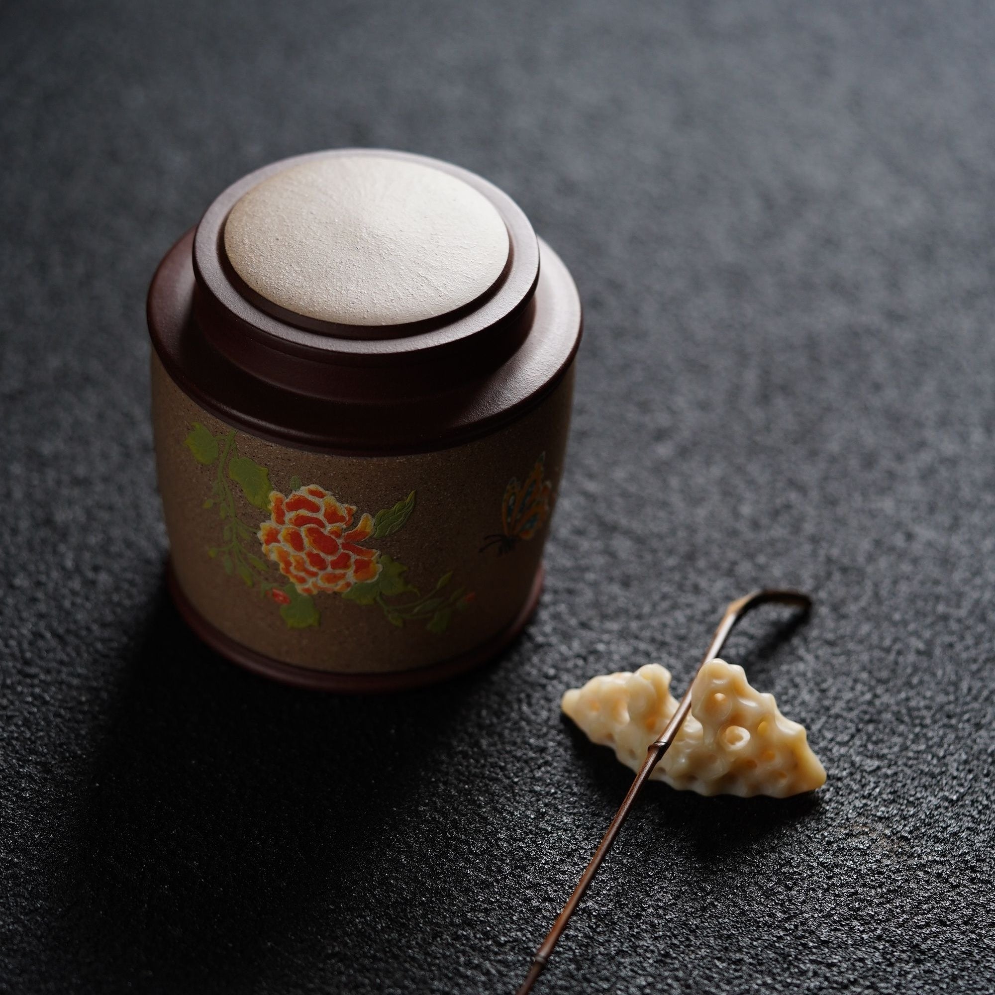 Die Lian Hua - Yixing Handmade Zisha Teacan 江苏宜兴