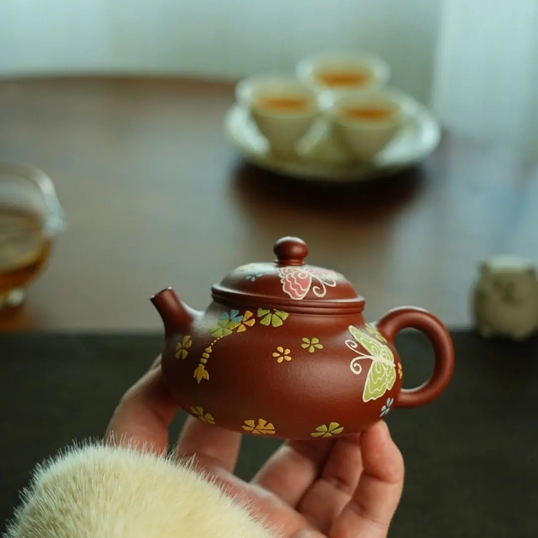 Die Meng Rong Tian 120cc - Yixing Handmade Teapot 江苏宜兴