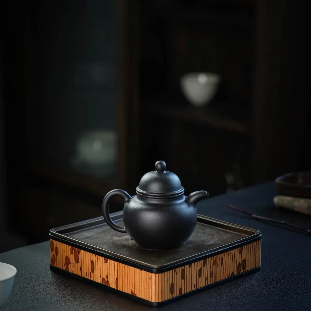Duo Qiu 120cc - Yixing Handmade Teapot 江苏宜兴