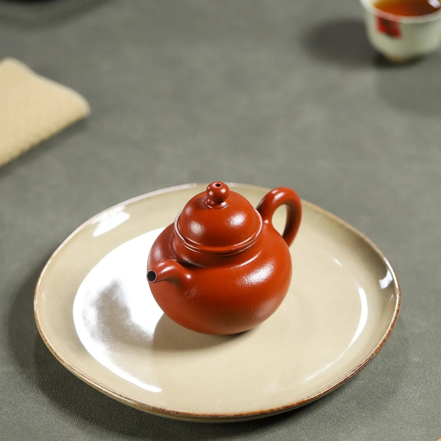 Duo Qiu 190cc - Yixing Handmade Teapot 江苏宜兴