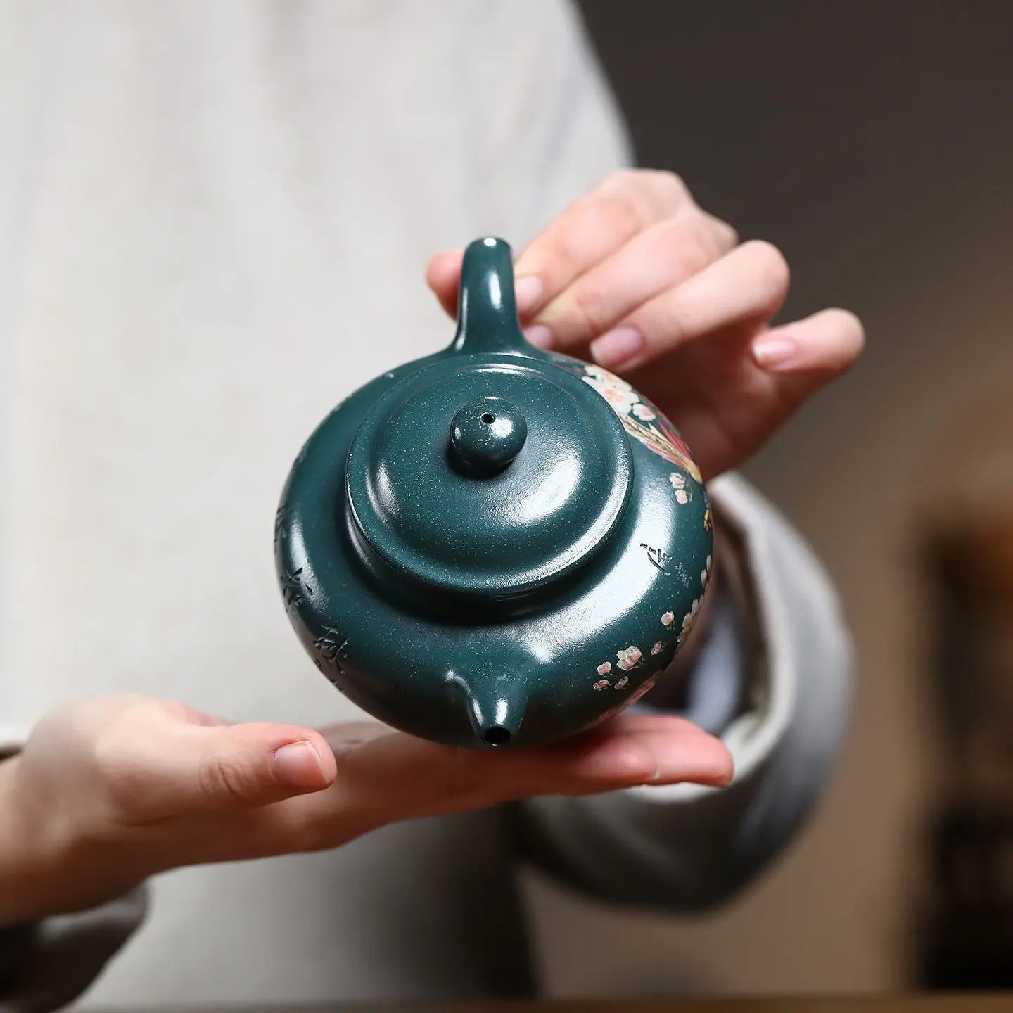 Duo Zhi 230cc - Yixing Handmade Teapot 江苏宜兴