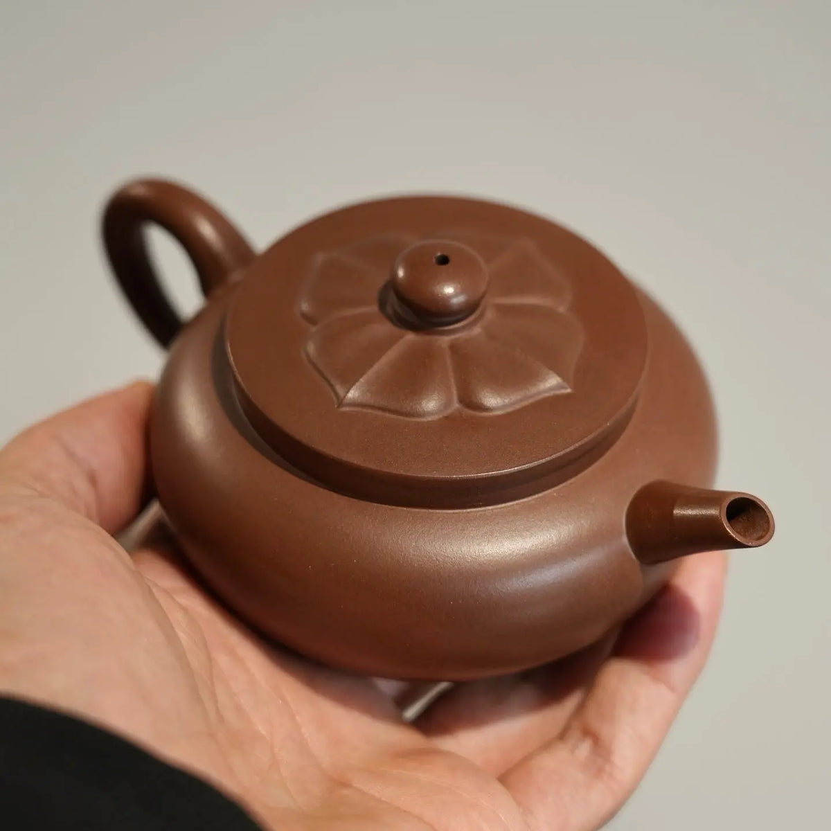 Fan Hua 180cc - Yixing Handmade Teapot 江苏宜兴