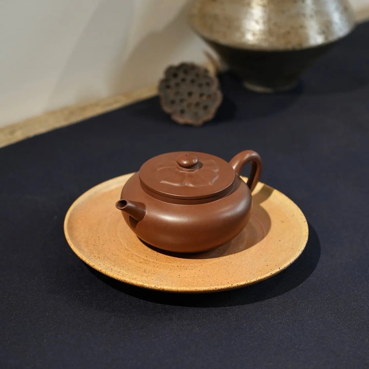 Fan Hua 180cc - Yixing Handmade Teapot 江苏宜兴