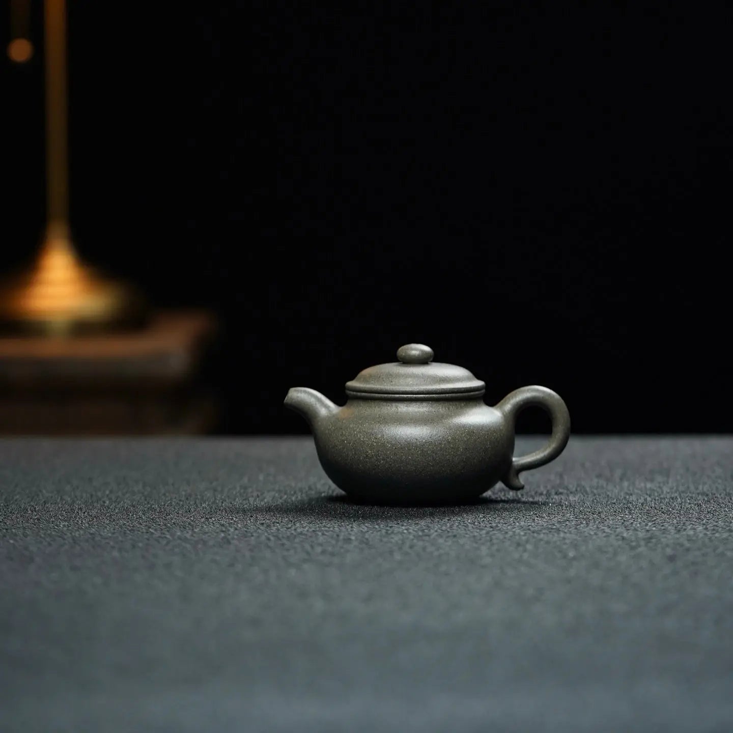 Fang Gu 160cc - Yixing Handmade Teapot 江苏宜兴
