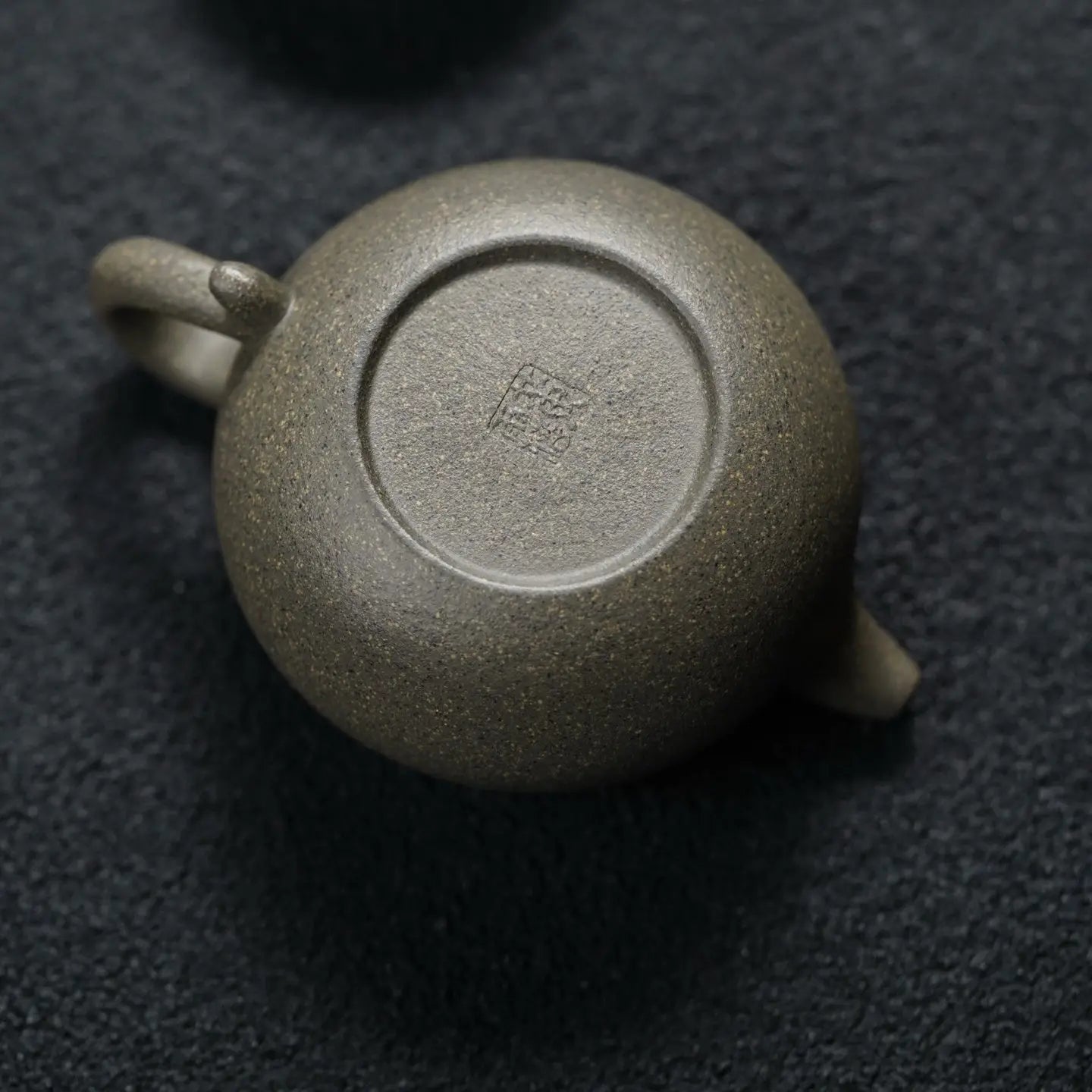 Fang Gu 160cc - Yixing Handmade Teapot 江苏宜兴