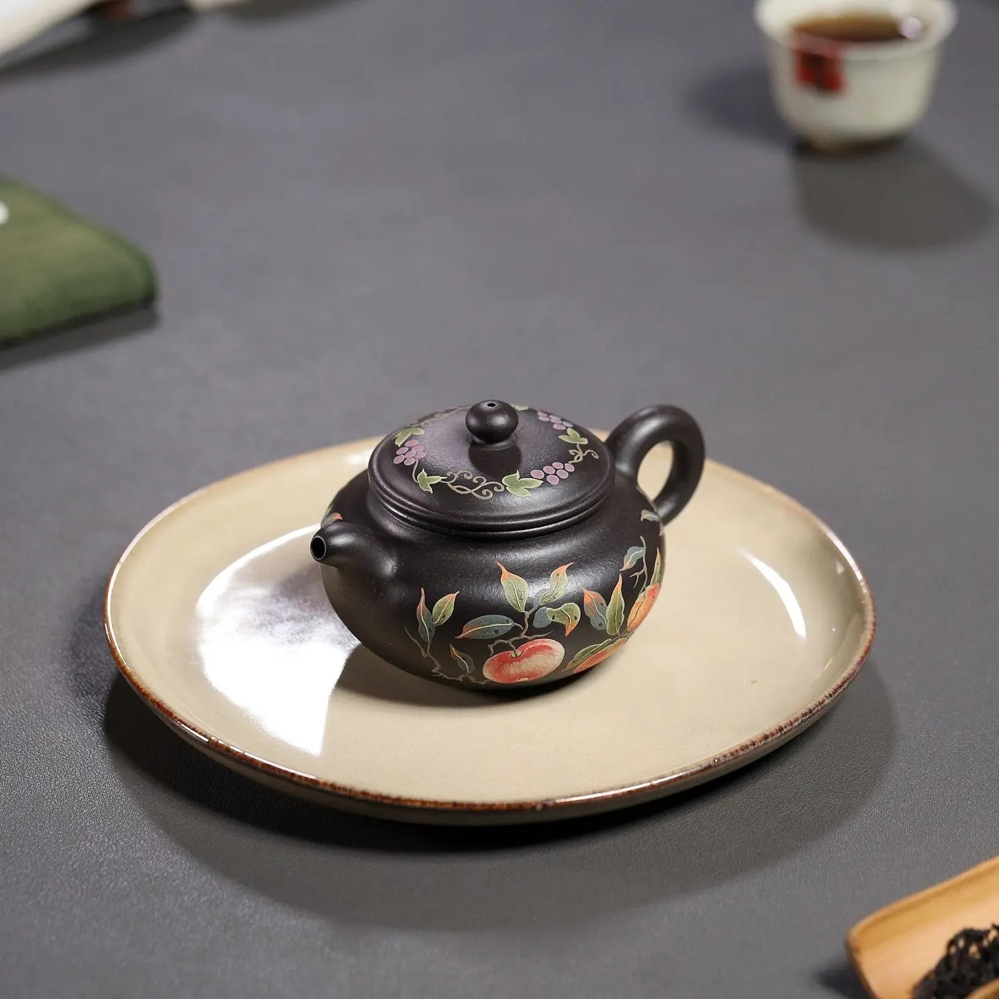 Fang Gu 190cc - Yixing Handmade Teapot 江苏宜兴
