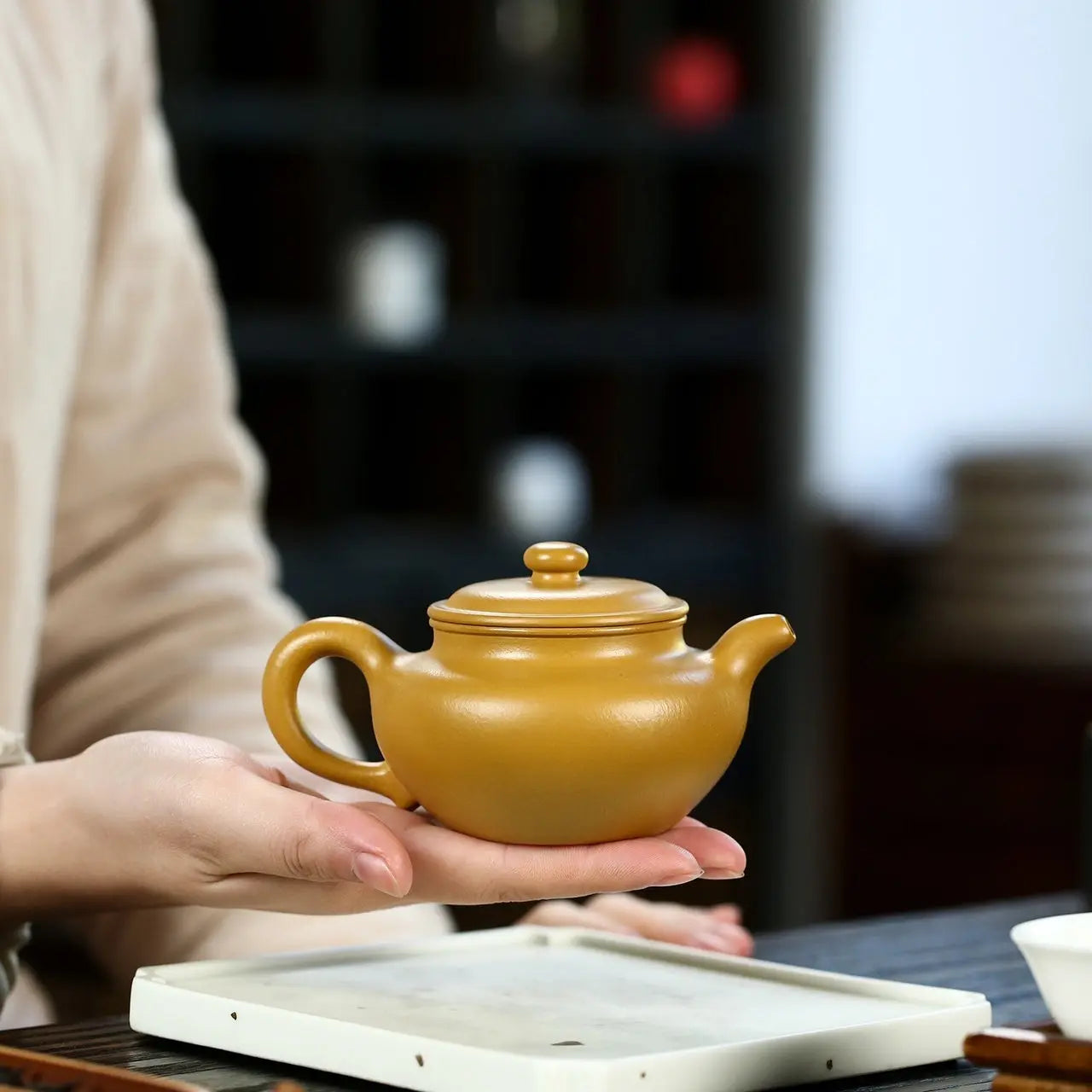 Fang Gu 190cc - Yixing Handmade Teapot 江苏宜兴