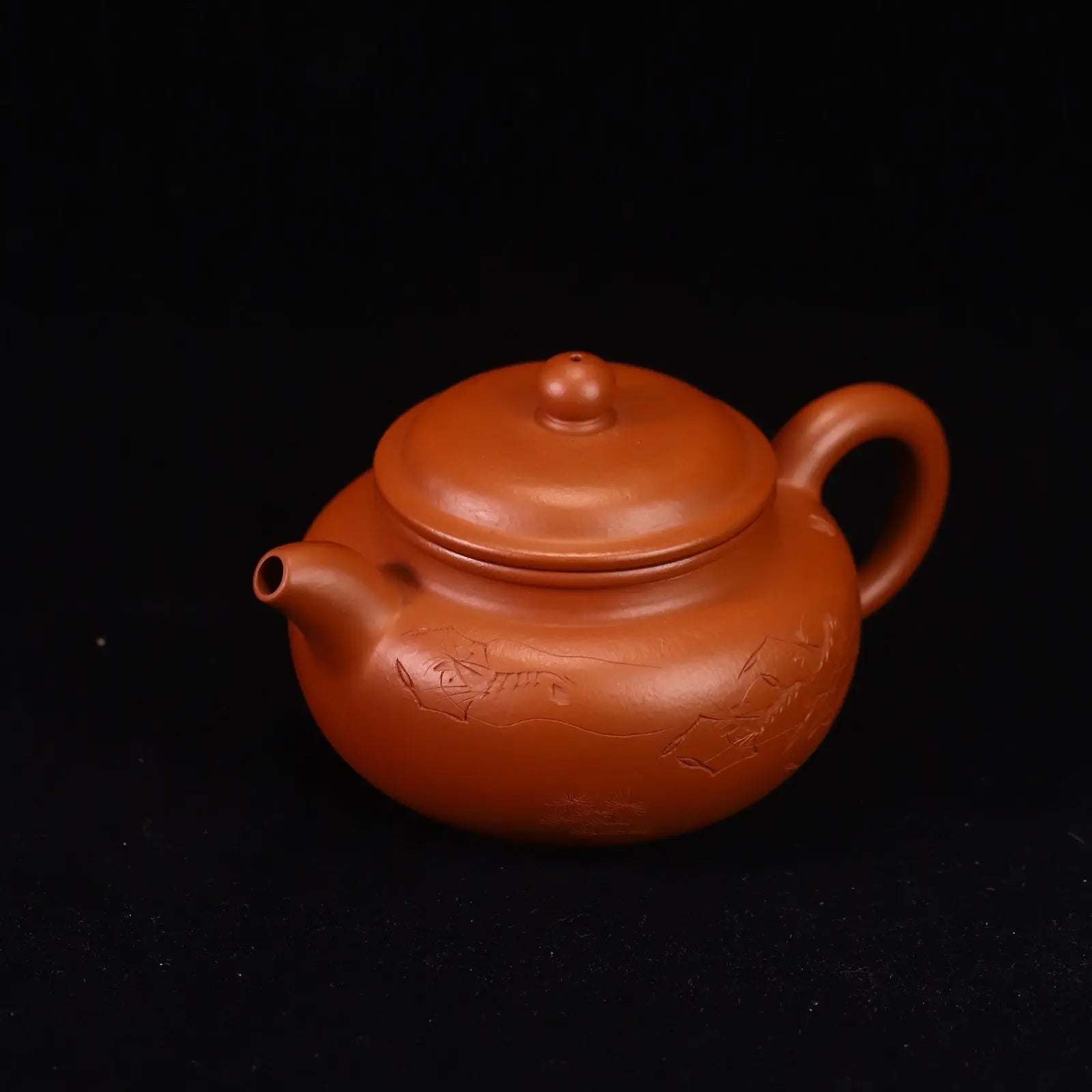 Fang Gu 200cc - Yixing Handmade Teapot 江苏宜兴