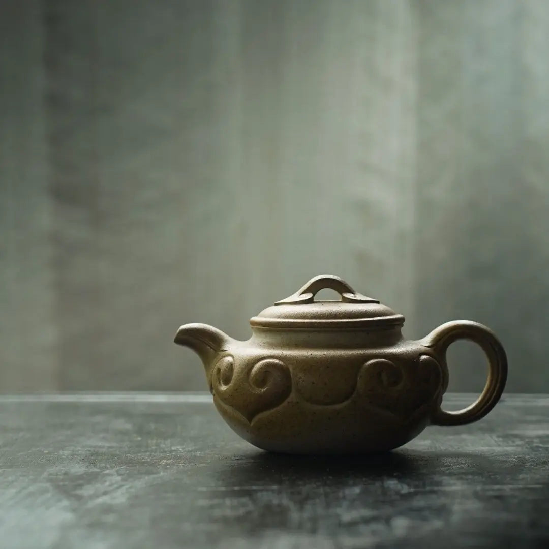Fang Gu Ru Yi 150cc - Yixing Handmade Teapot 江苏宜兴