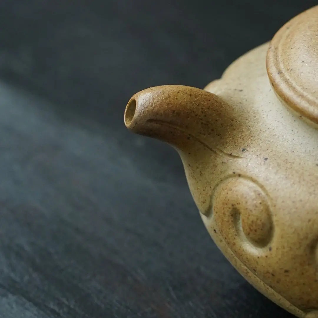 Fang Gu Ru Yi 150cc - Yixing Handmade Teapot 江苏宜兴