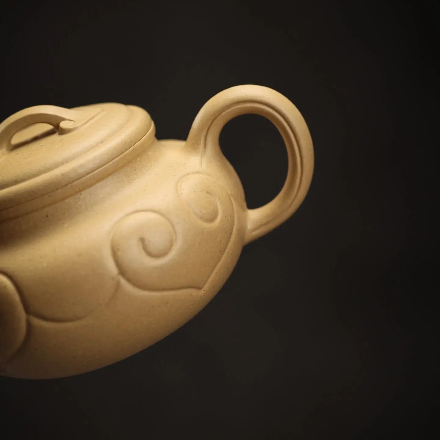 Fang Gu Ru Yi 20cc - Yixing Handmade Teapot 江苏宜兴