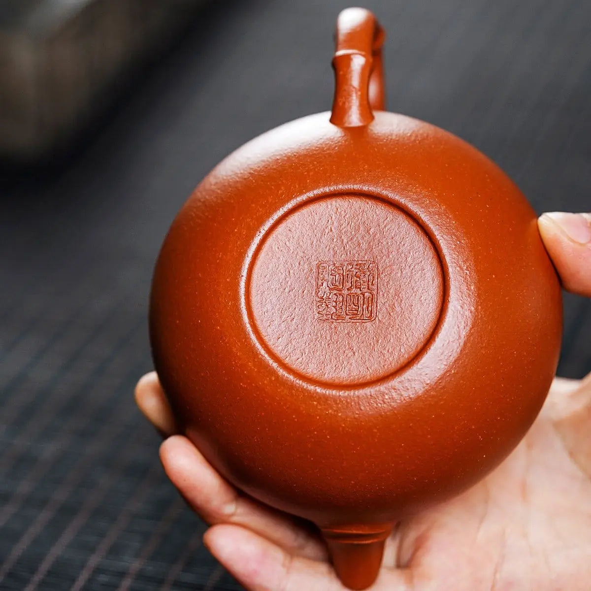 Fang Gu Zhu 200cc - Yixing Handmade Teapot 江苏宜兴