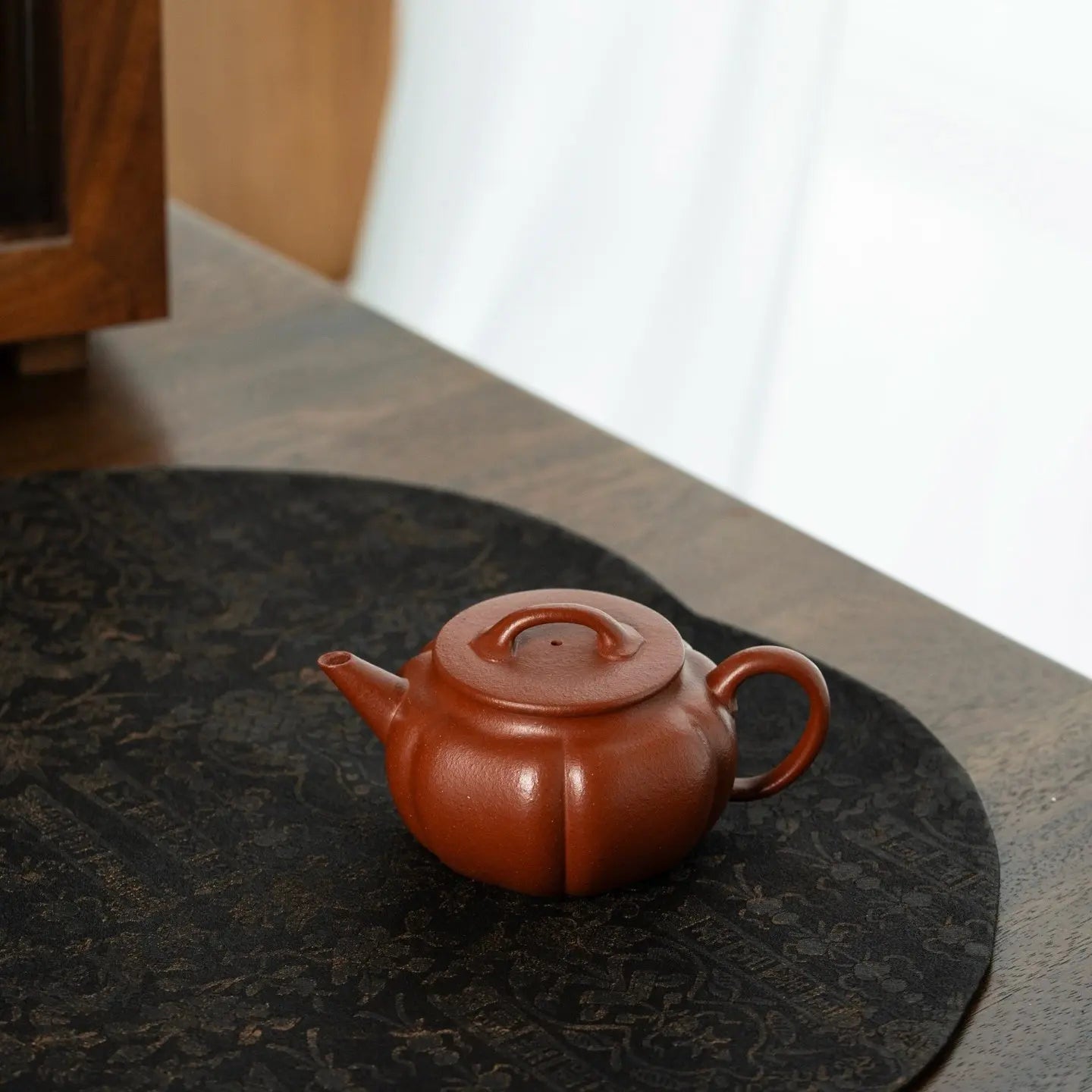 Fang Hua Ning Xiang 145cc - Yixing Handmade Teapot 江苏宜兴