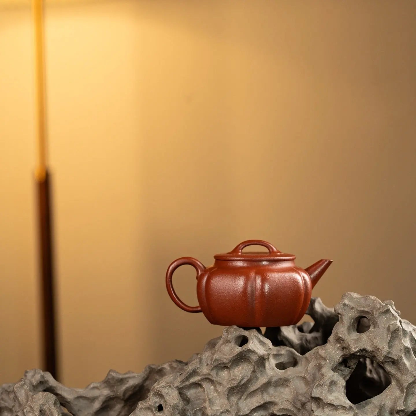 Fang Hua Ning Xiang 145cc - Yixing Handmade Teapot 江苏宜兴