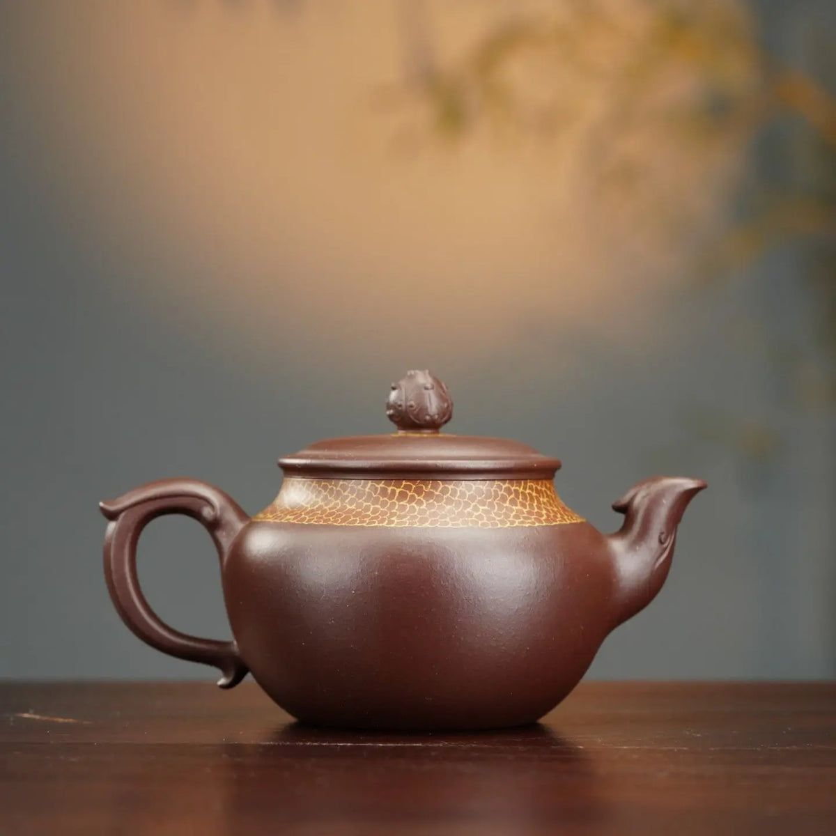Feng Guan 225cc - Yixing Handmade Teapot 【DM for price】 江苏宜兴