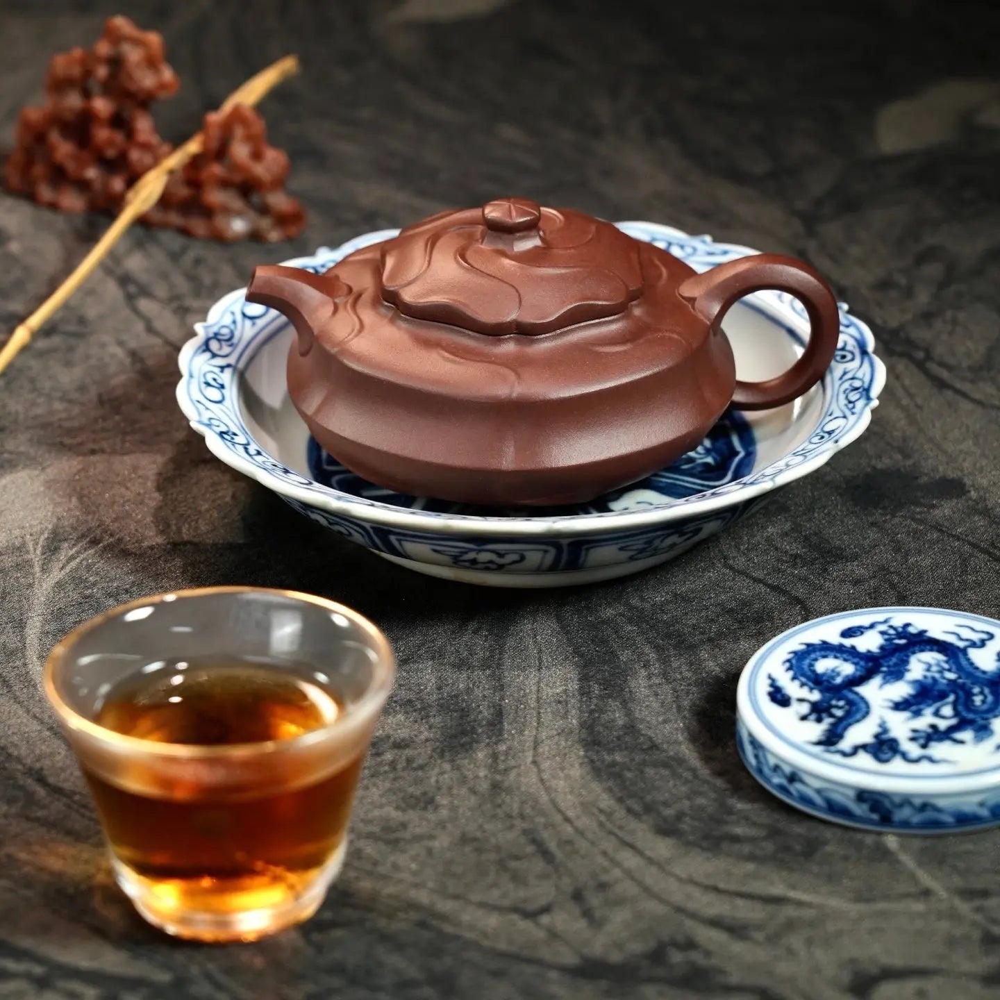 Feng Juan Kui 180cc - Yixing Handmade Teapot 江苏宜兴